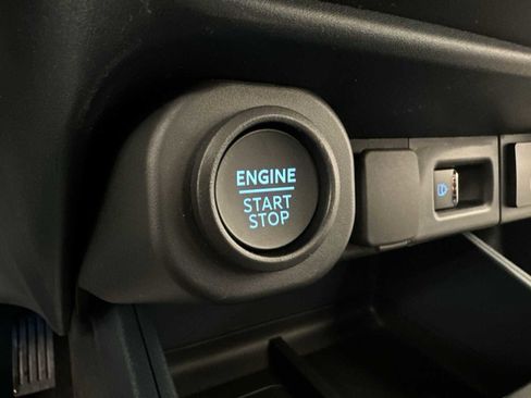 New 2026 Ford Maverick Lobo AWD/4WD image 11