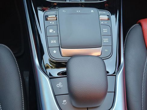 Used 2022 Mercedes-Benz CLA 35 AMG 4MATIC image 29