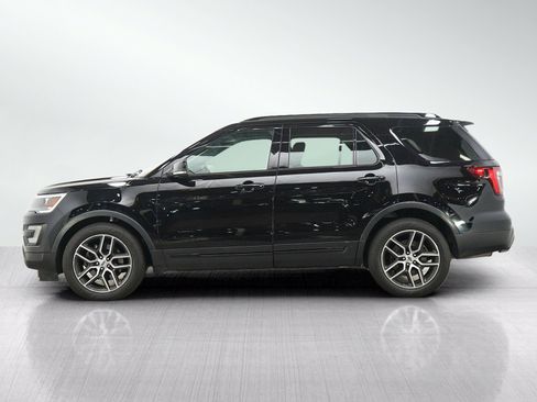 Used 2016 Ford Explorer Sport w/ Equipment Group 401A AWD/4WD image 2