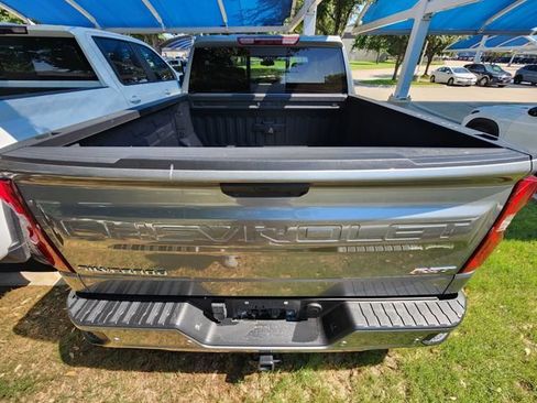 Used 2024 Chevrolet Silverado 1500 RST AWD/4WD image 5