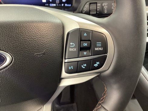 Used 2025 Ford Explorer Active w/ Active Comfort Package image 20