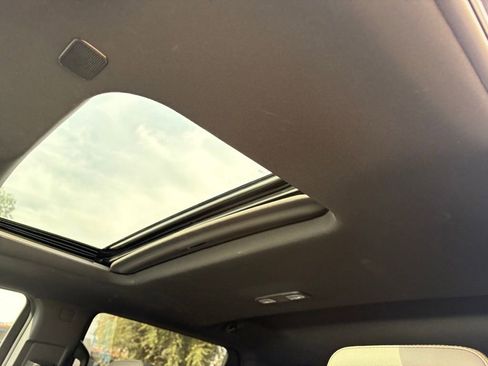 Used 2024 Chevrolet Silverado 1500 ZR2 w/ Technology Package image 12