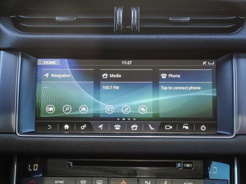 Used 2017 Jaguar XF R-Sport image 18