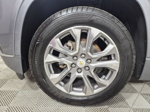 Used 2018 Chevrolet Traverse Premier AWD/4WD image 31