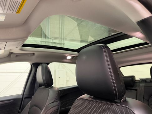 New 2026 Ford Escape SE FWD image 21