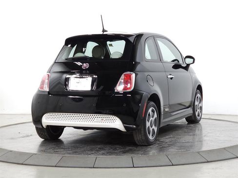 Used 2016 FIAT 500 e image 8