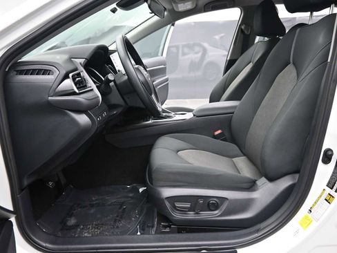 Used 2024 Toyota Camry LE image 15