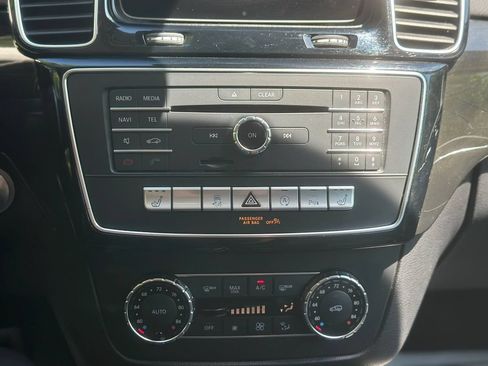 Used 2017 Mercedes-Benz GLS 450 4MATIC image 13