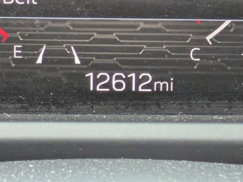 Used 2025 GMC Acadia Elevation image 23