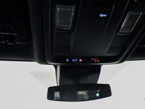Used 2024 GMC Yukon SLE AWD/4WD image 27