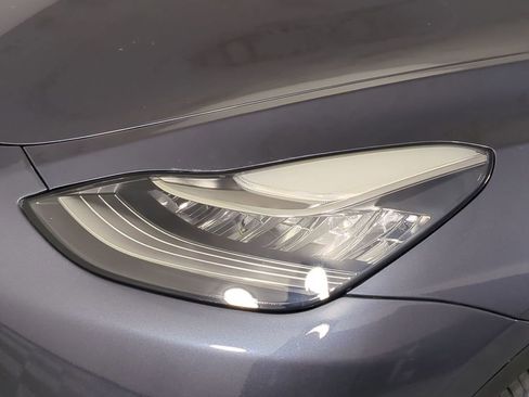 Used 2023 Tesla Model Y AWD image 10