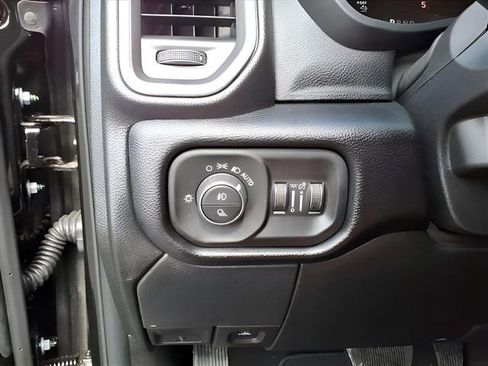 New 2026 RAM 2500 Laramie AWD/4WD image 22