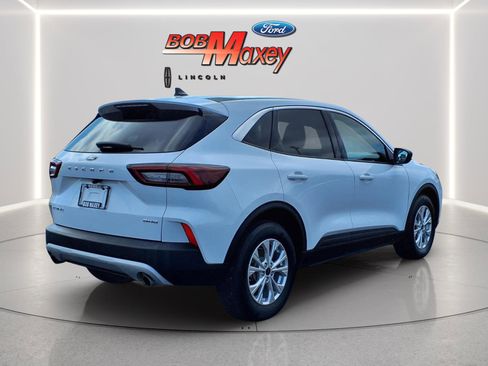 Used 2023 Ford Escape Active AWD/4WD image 4