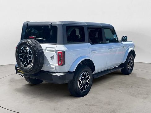 Used 2024 Ford Bronco Outer Banks AWD/4WD image 5