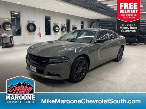 Used 2019 Dodge Charger SXT w/ Driver Confidence Group image 1