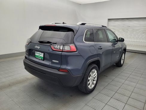 Used 2019 Jeep Cherokee Latitude w/ Popular Appearance Group image 9