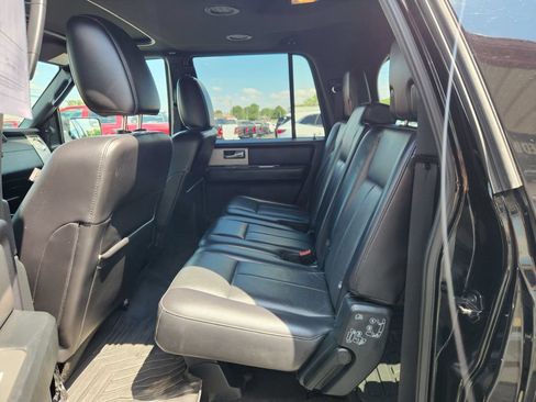 Used 2016 Ford Expedition EL XLT w/ Equipment Group 202A AWD/4WD image 19