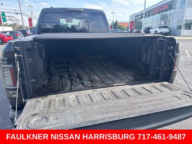 Used 2017 RAM 1500 Express w/ Black Ram 1500 Express Group AWD/4WD image 10