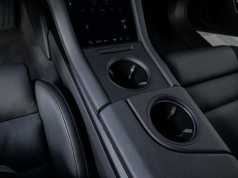 Used 2024 Porsche Taycan 4 Cross Turismo image 15