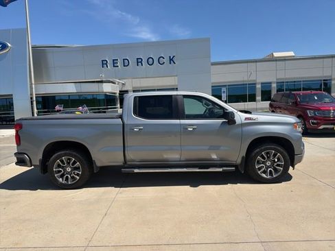 Used 2023 Chevrolet Silverado 1500 RST AWD/4WD image 2