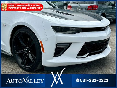 Used 2017 Chevrolet Camaro SS RWD image 10
