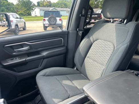 Used 2025 RAM 1500 Big Horn AWD/4WD image 11