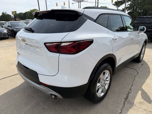 Used 2020 Chevrolet Blazer LT FWD image 5