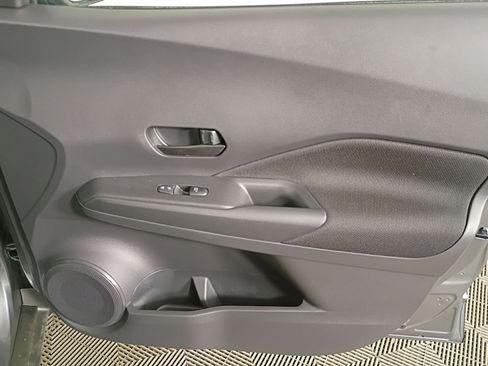 New 2025 Nissan Kicks Play S image 41