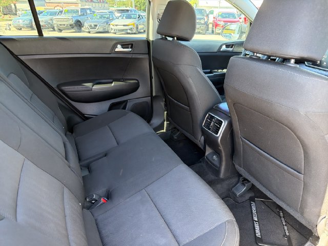 Used 2020 Kia Sportage LX FWD image 27