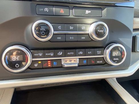 Certified 2024 Ford Expedition Limited AWD/4WD image 29