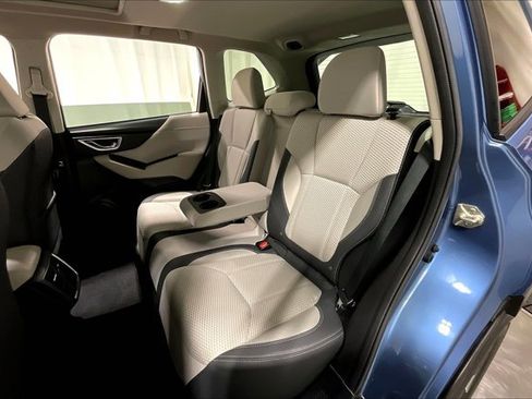 Used 2021 Subaru Forester Premium image 25
