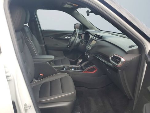 Used 2022 Chevrolet TrailBlazer RS AWD/4WD image 15