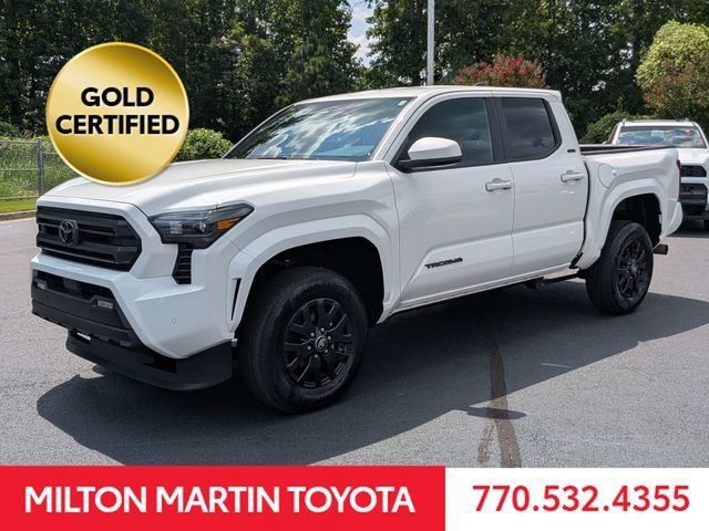 Certified 2025 Toyota Tacoma SR5 AWD/4WD image 5