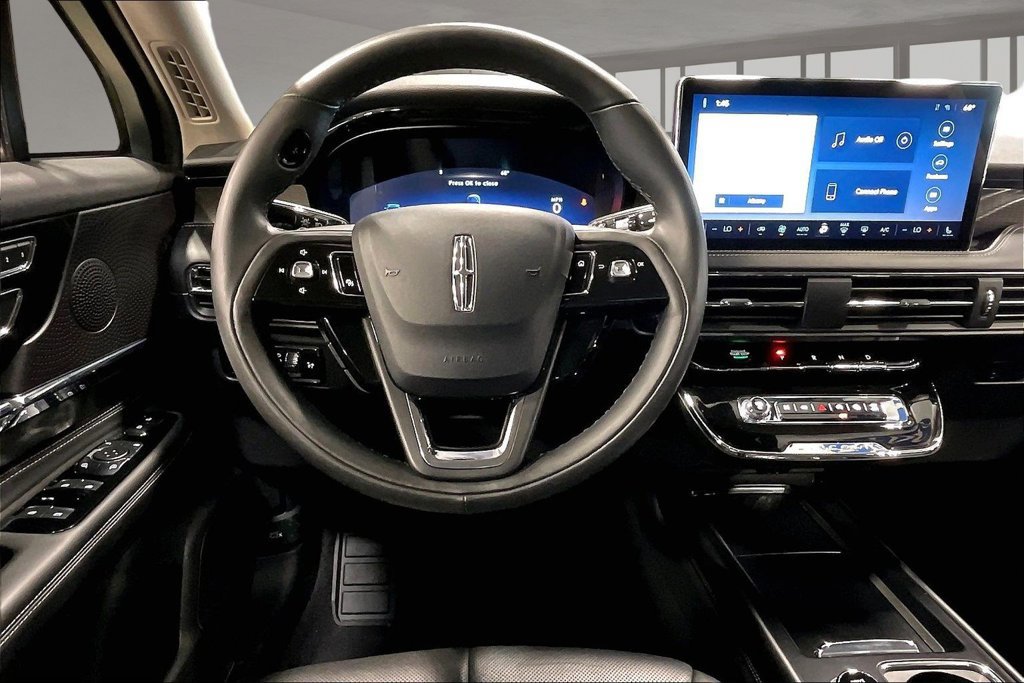 Used 2024 Lincoln Corsair Reserve AWD/4WD image 9
