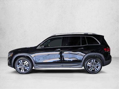 Certified 2025 Mercedes-Benz GLB 250 image 9