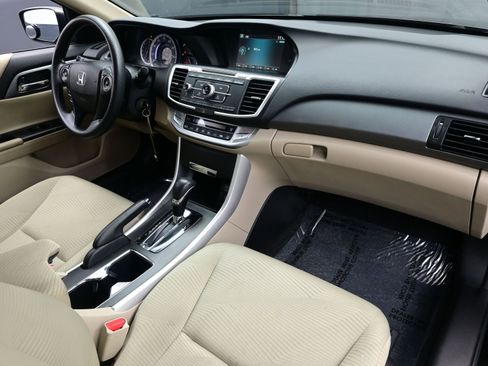 Used 2015 Honda Accord LX image 14
