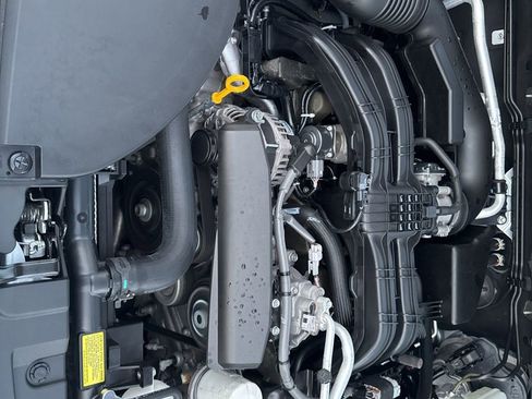 Used 2023 Subaru Legacy image 46