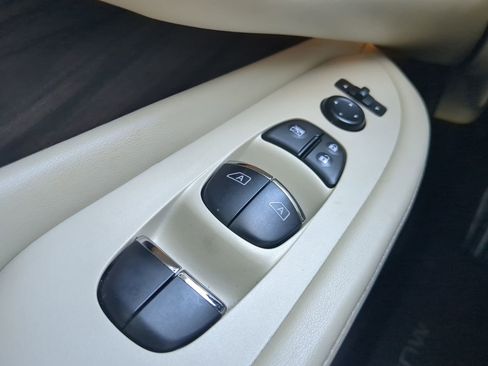 Used 2020 Nissan Murano Platinum image 19