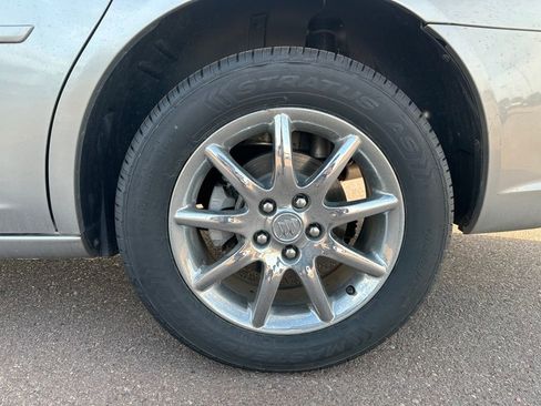 Used 2008 Buick Lucerne CXL w/ Driver Confidence Package image 40