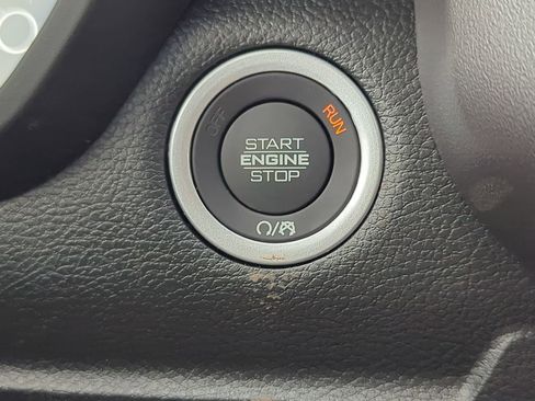 New 2026 RAM 1500 Express AWD/4WD image 23