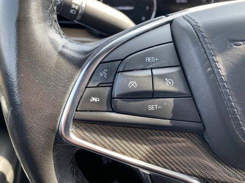 Used 2019 Cadillac XT5 Platinum AWD/4WD image 34