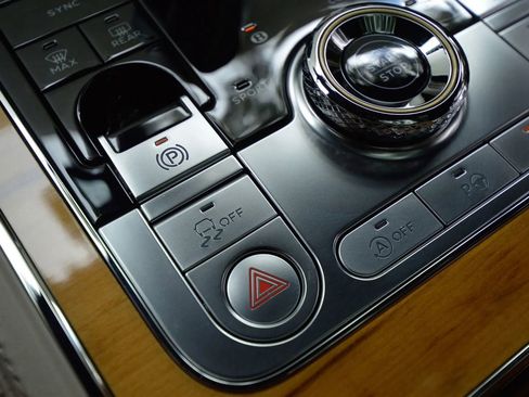 Used 2021 Bentley Continental GT image 43