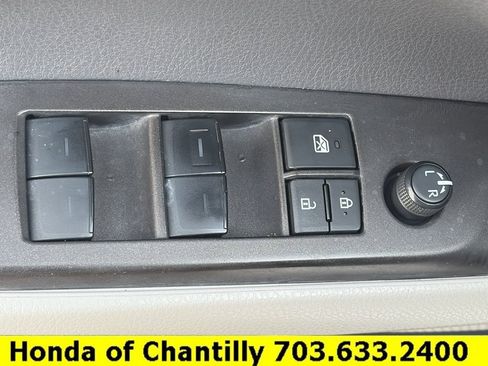 Used 2022 Toyota Camry LE FWD image 17