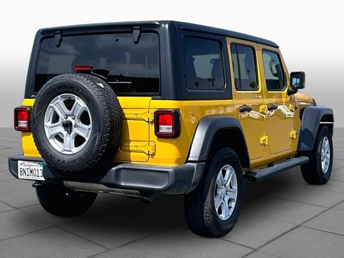 Used 2019 Jeep Wrangler Unlimited Sport S AWD/4WD image 12