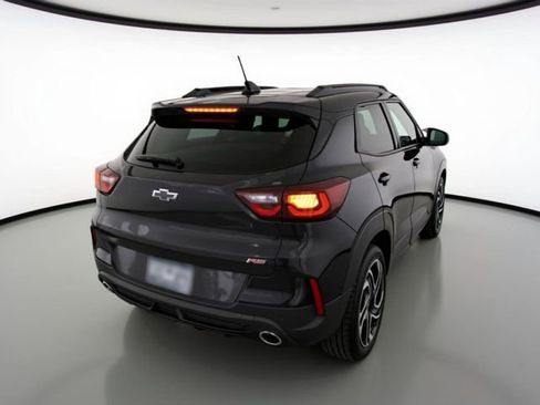 Used 2025 Chevrolet TrailBlazer RS w/ Convenience Package image 4