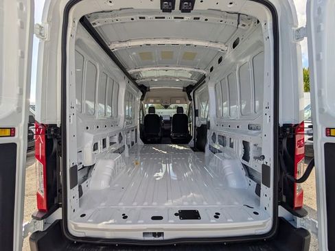 New 2026 Ford Transit 250 148 Medium Roof RWD image 5