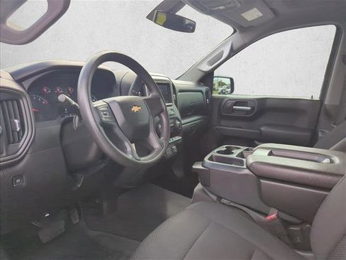 Used 2022 Chevrolet Silverado 1500 Custom image 9