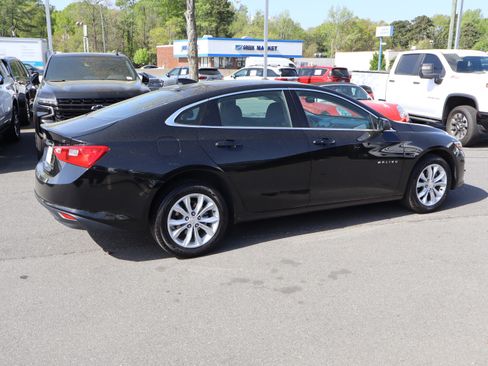 Used 2025 Chevrolet Malibu LT FWD image 11