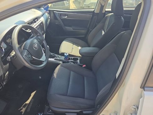 Used 2017 Toyota Corolla LE w/ Carpet Mat Package (TMS) FWD image 11