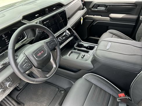 New 2026 GMC Sierra 2500 AT4X AWD/4WD image 10
